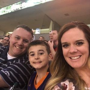 Meet your Posher, Hillary